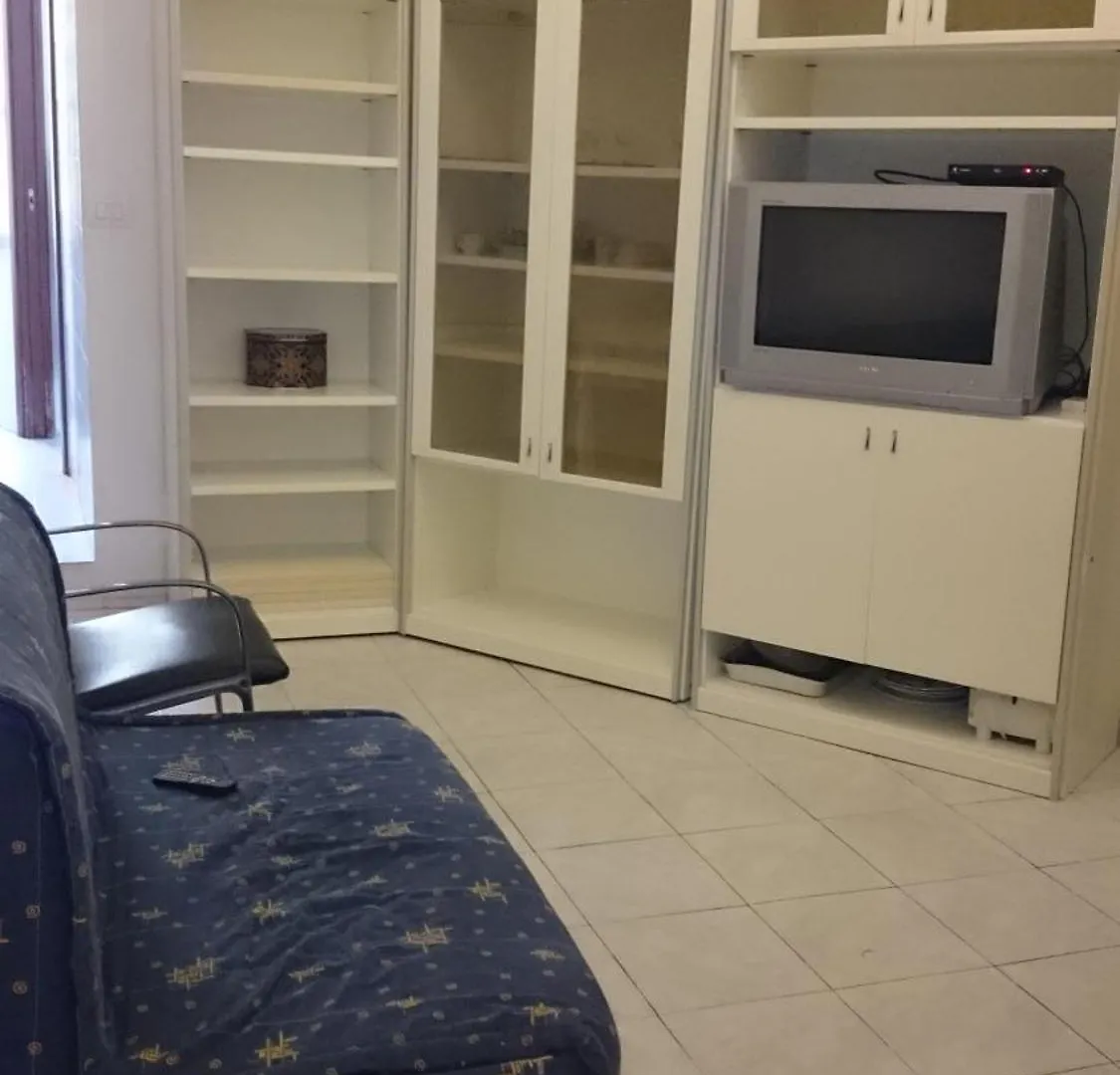 Roma Rooms & Beach Lido di Ostia Homestay